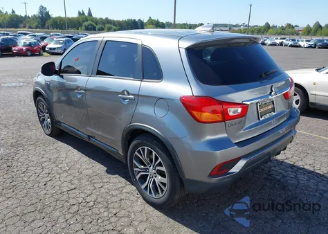 2018 Mitsubishi Outlander Sport 2.4 Se z USA, uszkodzony, nr VIN JA4AP3AW6JZ036299